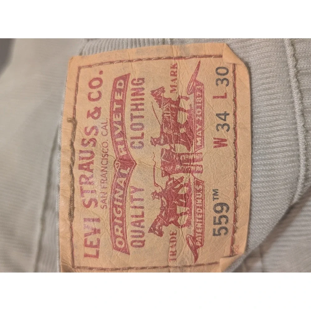 Levis 559 Relaxed Straight Corduroy Pants Mens 34x30 Khaki Tan Corduroy Trousers